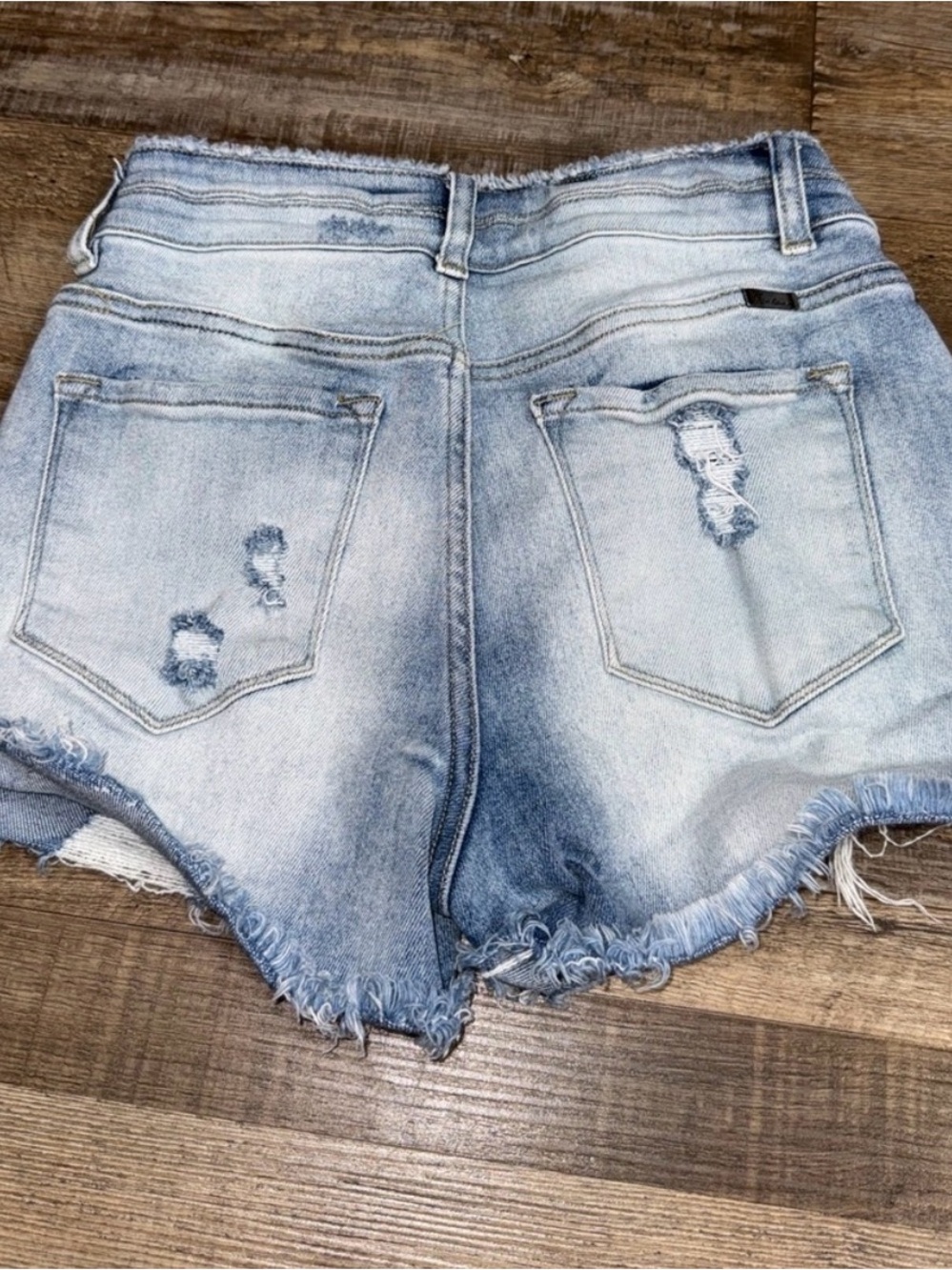 KanCan Maurices Distressed Denim Shorts Light Wash High Rise Size 28 121257 - Picture 3 of 8